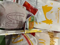 -麦当劳(卫星广场店)