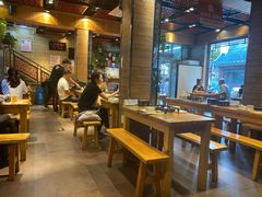 大堂-管氏翅吧(护国寺店)