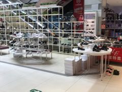 -云柏鞋业(十里堡店)