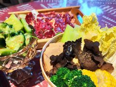 凉拌拍拍黄瓜-火塘云南烧烤大排档