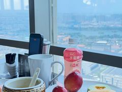 -怡豪大饭店·49楼旋转自助餐厅