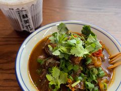 -CowCow其其·牛杂咖啡公司(六运店)