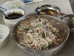 -正宗杨记普洱酸醋米线(总店)
