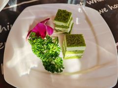 芒果慕斯蛋糕-天台牛排主题餐厅