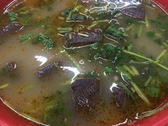 -春雨羊汤店(广开四马路总店)