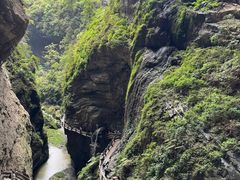-龙水峡地缝景区