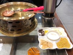 锅奶茶-哈啾嗨·新概念蒙餐(红星新城店)