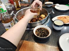 -西子馋火锅鸡•涮品自助(桥东街店)