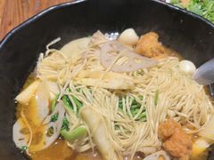 -万记麻辣烫国展总店