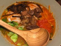 -百春原湖南牛肉粉(百联世纪店)