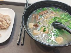 -冯鑫记南京鸭血粉丝汤(南京南站店)