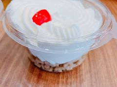 -红宝石·鲜奶小方·海派西点房(控江店)