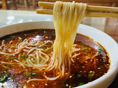 -陇上全荟兰州传统牛肉面(延吉路店)