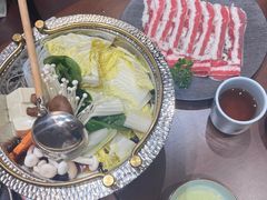 -8PINTS八品脱·日料·烧鸟·精酿小酒馆(莘庄店)