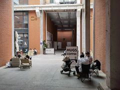 -HUGS coffee(东区店)