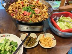 -富正毅三下锅·湘西韵味(天门山索道店)