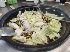 -屯老二农家铁锅炖·行业领军者(梅江店)