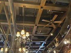 -玛格萝妮(汇智国际商业中心店)