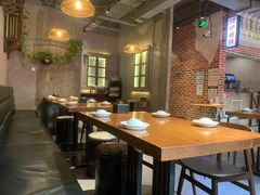 大堂-炉小二铜锅牛蛙•川湘菜(三里屯店)