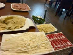 -思阁炭香火锅(学伟鑫城总店)