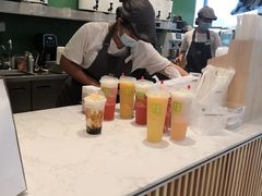 -奈雪的茶(优特汇店)