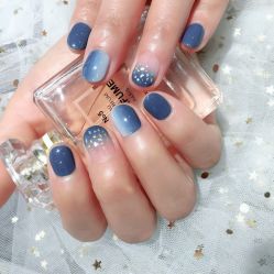 -蜜丝卡伦美甲美睫连锁