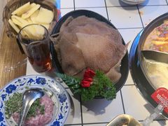 -热火朝天鲜切牛肉火锅(南强街巷店)