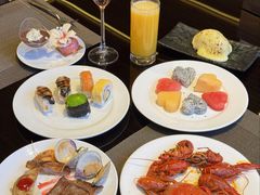 -大中华希尔顿酒店-念自助餐·嗨啤·小龙虾