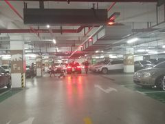 -静安大融城·停车场