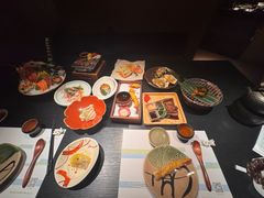 -花潮料理艺食馆(成都万象城店)