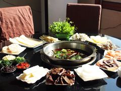 -汉源贡嘎湖生态黄牛肉(贡嘎湖商务酒店)