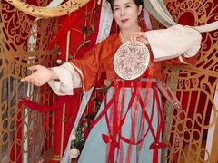 -翩若国风汉服体验馆