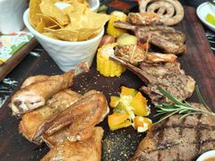 -Famous肥猫墨西哥音乐餐吧(五棵松华熙LIVE店)