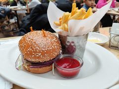 芝乐坊汉堡-The Cheesecake Factory芝乐坊餐厅(王府中环东座店)