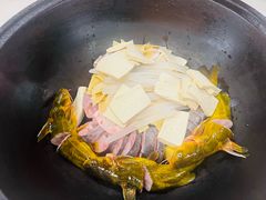 -江湖水乡铁锅炖魚(周庄嘉园店)