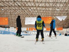 -绍兴启迪乔波冰雪世界