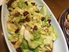 -阿瓦山寨·湘菜现炒·剁椒鱼头王(咸阳总店)