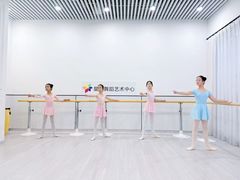 -星光舞蹈艺术中心