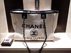 -CHANEL(恒隆广场店)