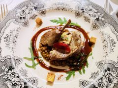鹌鹑腿配鹅肝-La Villa French Restaurant