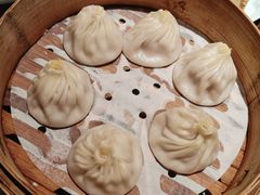蟹粉小笼包-绿波廊(豫园店)