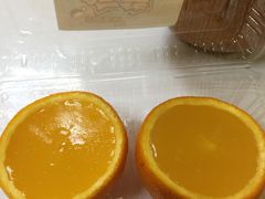 -志龙皇冠吃货椰子铺