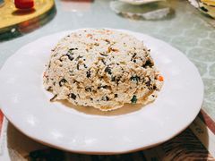 香椿豆腐-华盛园卷子王农家菜水库鱼