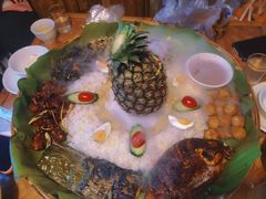 手抓饭-傣家寨花园主题餐厅