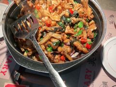 -蛙小侠·沸腾砂锅(西关新天地店)