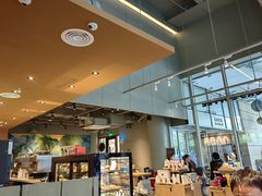 -星巴克(上海虹桥南丰城办公楼店)