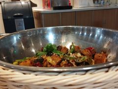 -拿渡麻辣香锅(世茂广场·工三店)