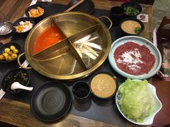 -沸炉重庆老火锅(军事博物馆店)