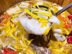 木桶酸菜鱼-中8楼风尚云南菜(颐堤港店)