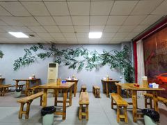 大堂-烧烤佬(新基路店)